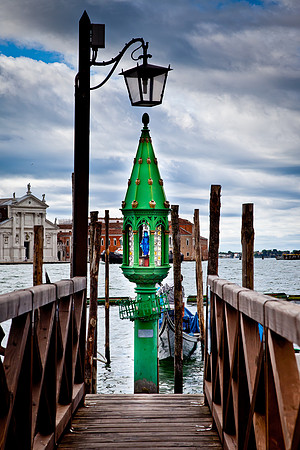 Shrine by the Gondolas