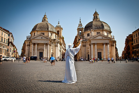 Street Performer, Rome