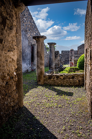 Pompeii Courtyard