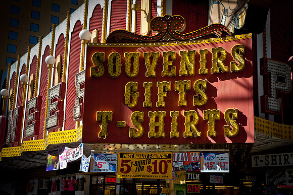 Souvenirs