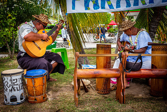 Polynesian musicians