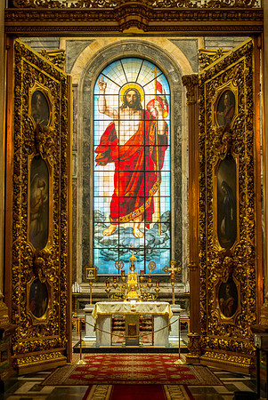 Sanctuary, St. Isaacs